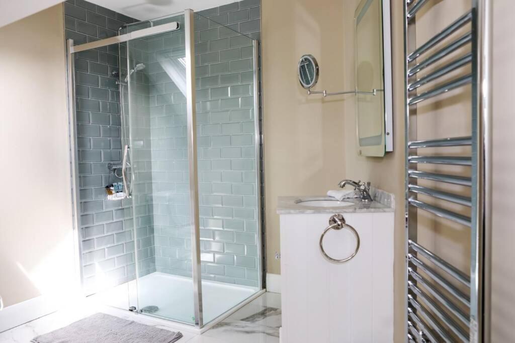 Villa 5* Self Catering Nenagh Esterno foto