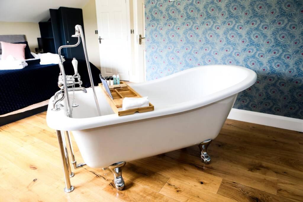 Villa 5* Self Catering Nenagh Esterno foto